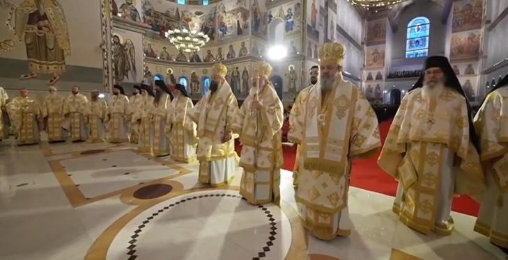 Sfinţirea picturii Catedralei Naţionale. Se deschide cea mai mare catedrală ortodoxă din lume