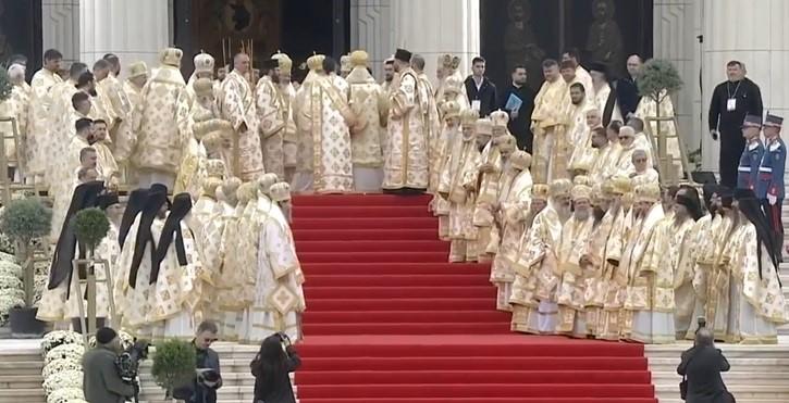 Sfinţirea Catedralei Naţionale, cea mai mare catedrală ortodoxă din lume. 100.000 de oameni, aşteptaţi