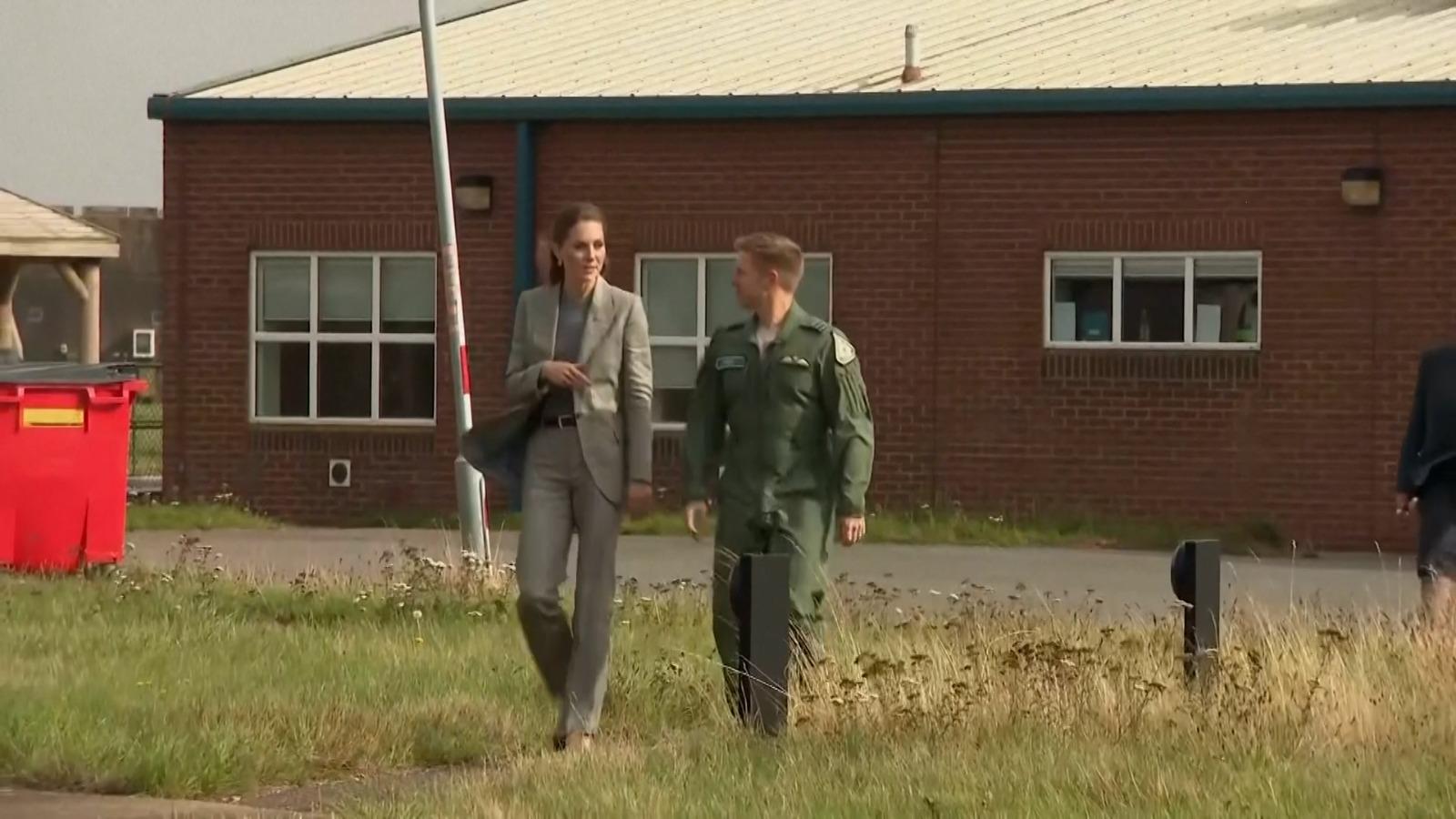 Prințesa de Wales a petrecut timp cu familiile militarilor de la baza din Lincolnshire