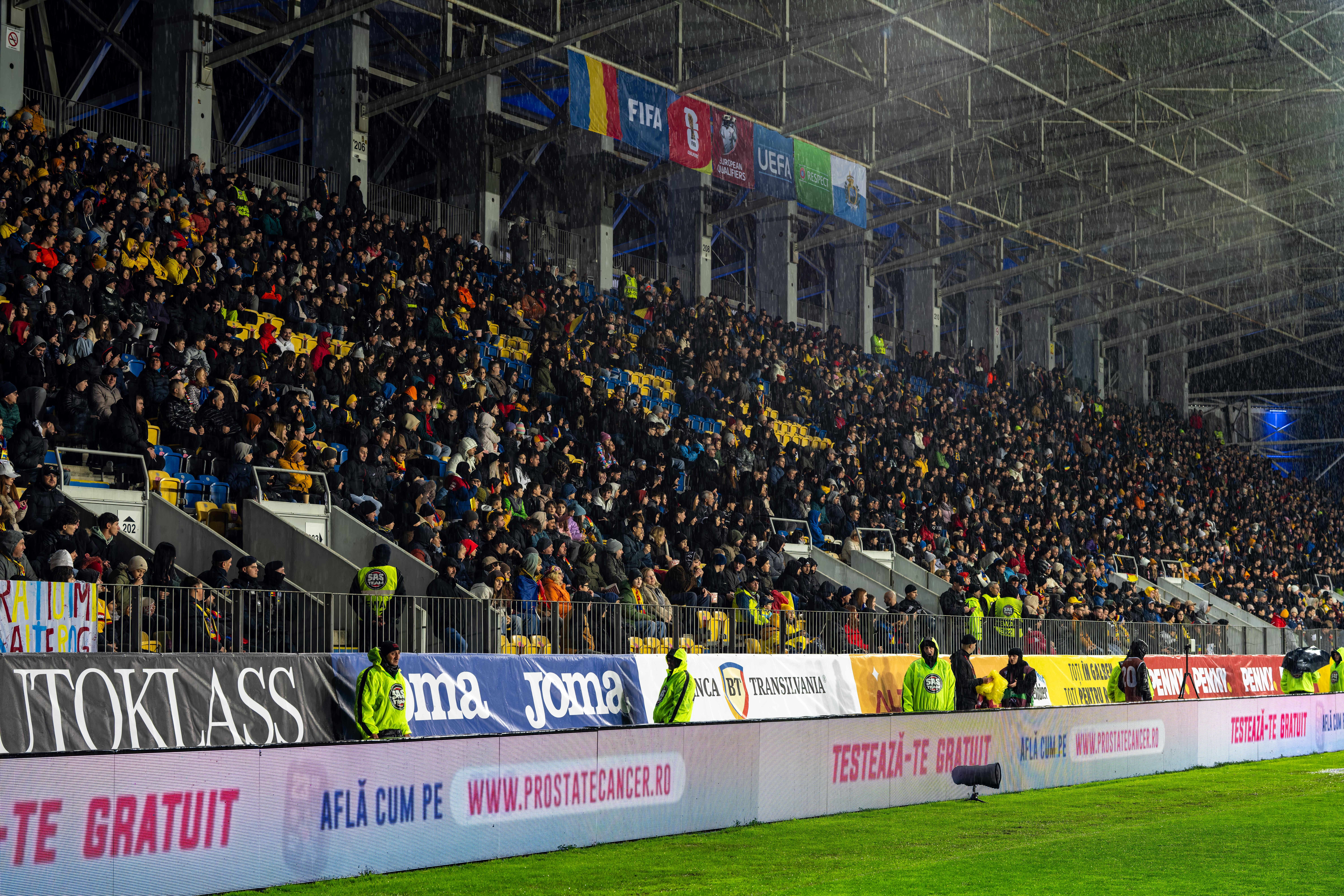 (P) (P) Rețeaua Privată de Sănătate Regina Maria a adus cancerul de prostată în lumina reflectoarelor