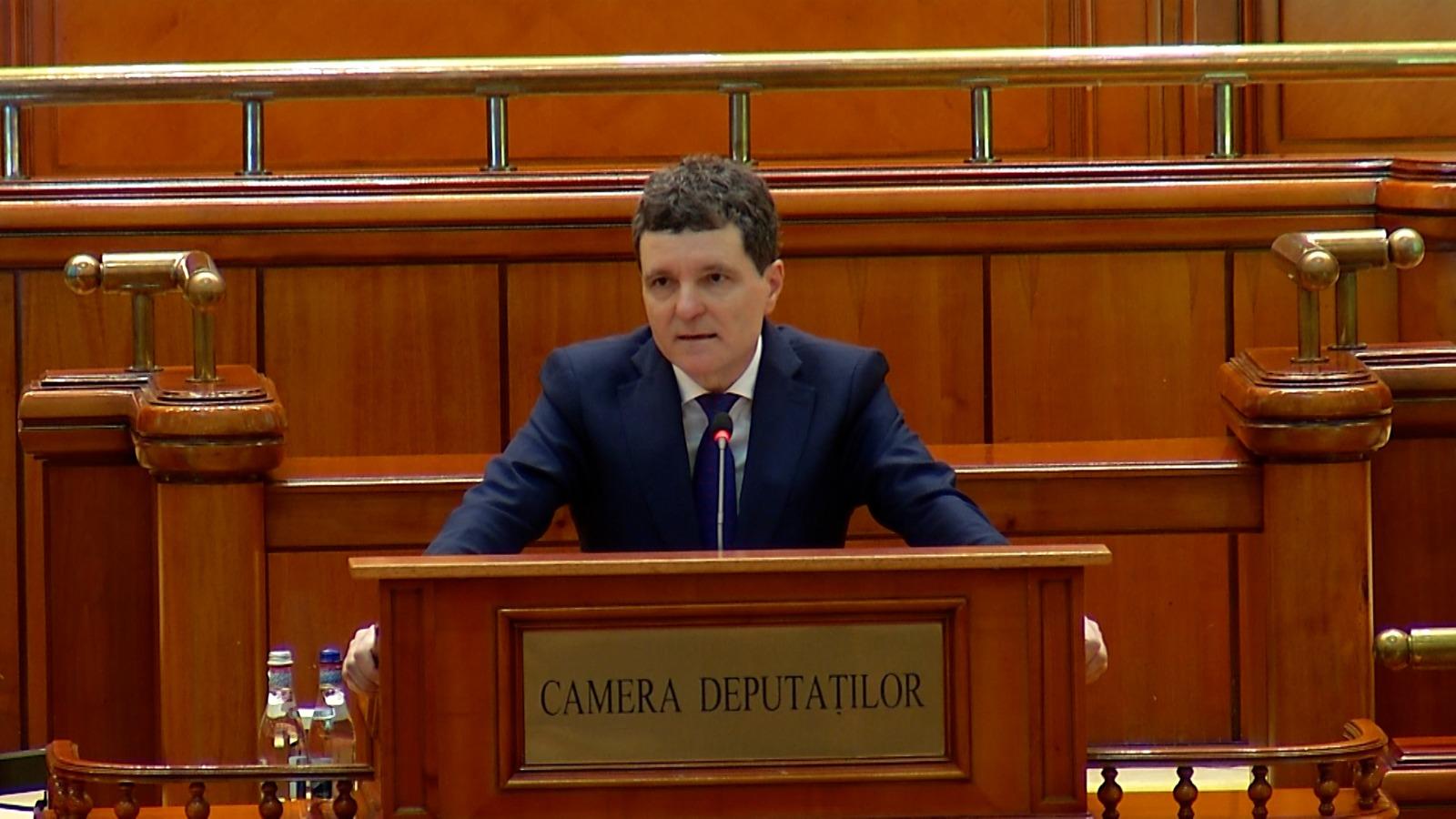 Nicușor Dan prezintă Strategia Națională de Apărare în Parlament. Senatorii și deputații urmează să voteze