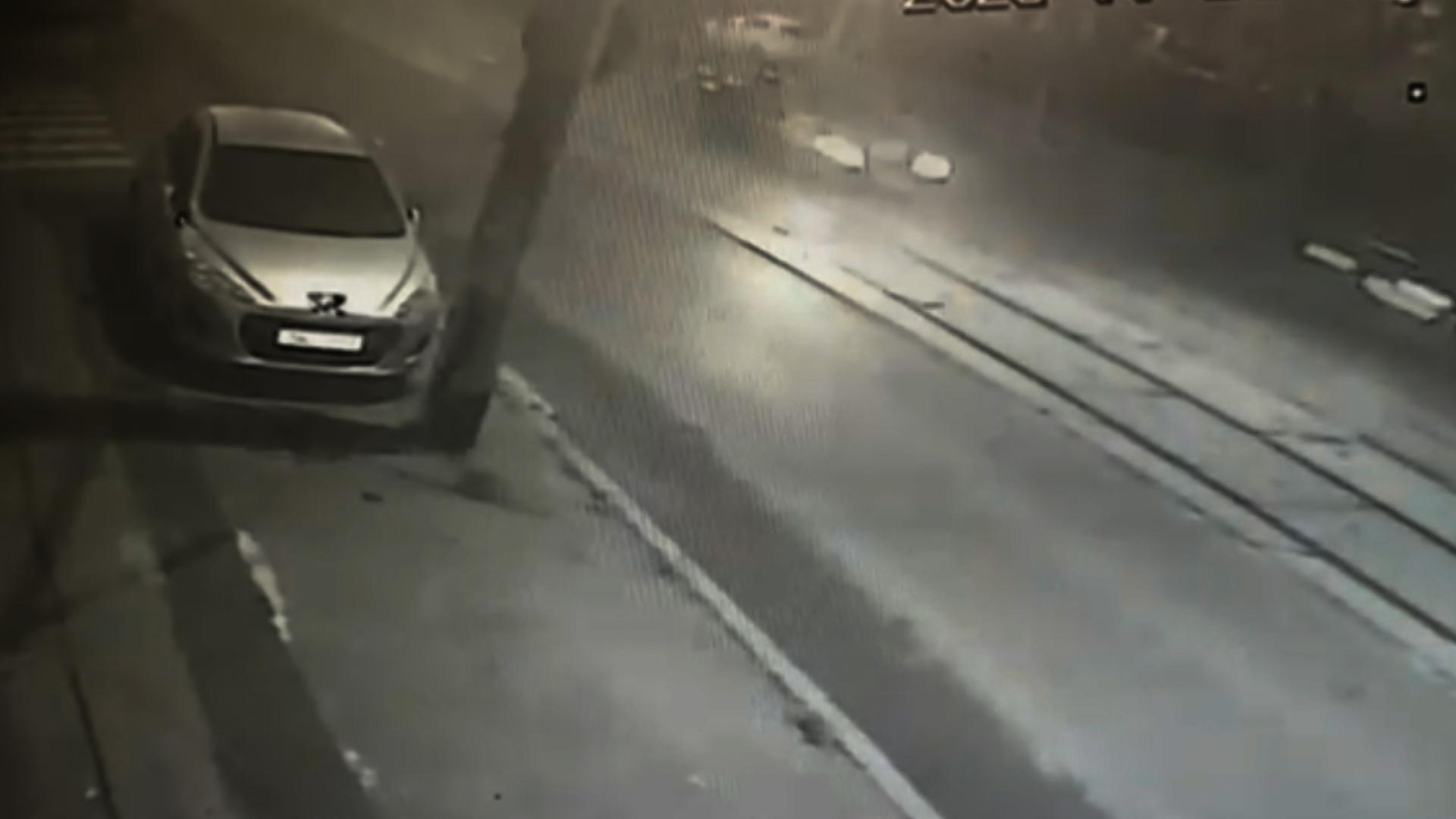 Secundele de dinainte de impactul fatal din Ferentari. Jasmina a murit pe loc, lângă şoferiţa de 21 de ani