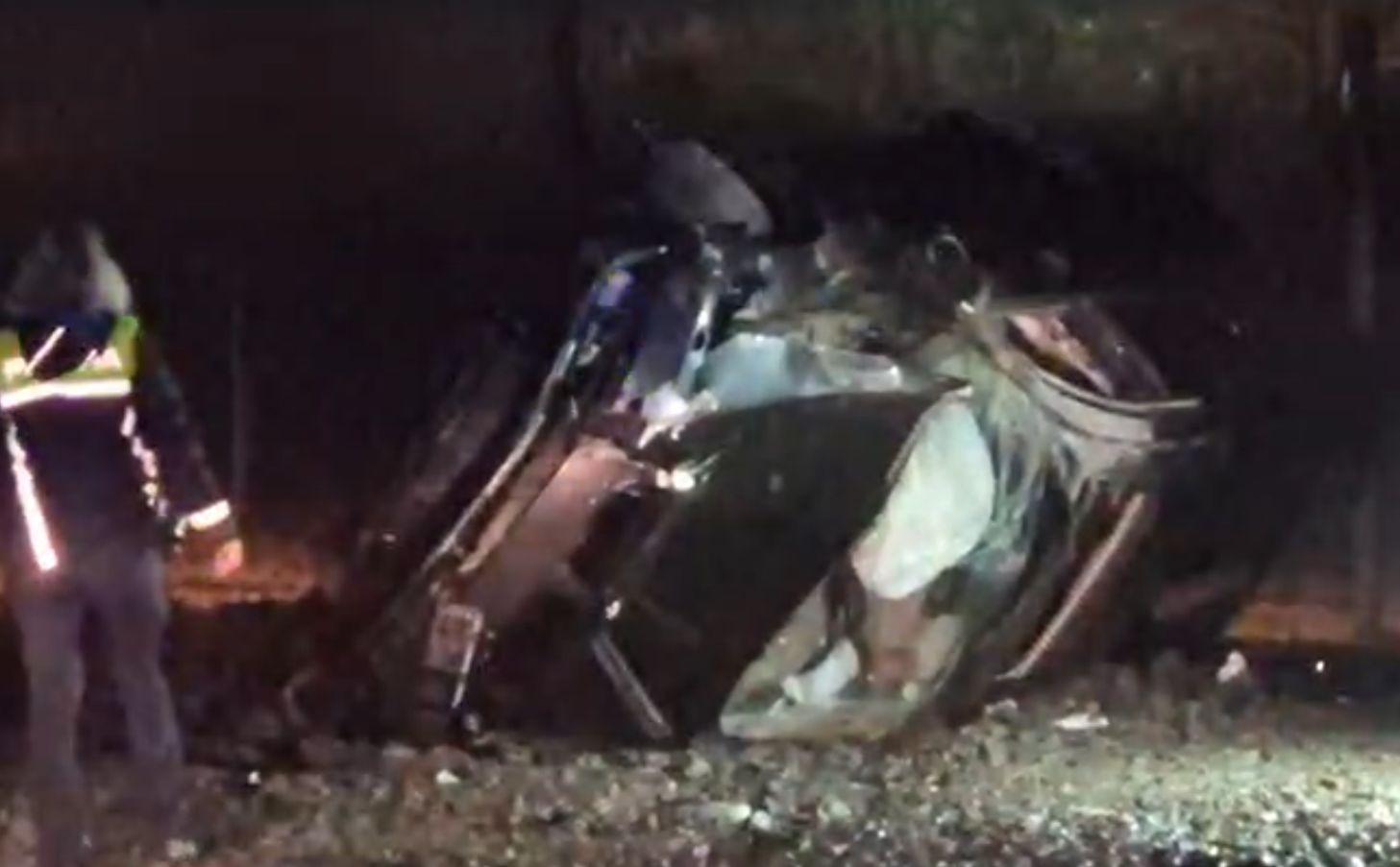 Cântăreaţă de muzică populară, implicată în accident rutier în Dolj. S-a răsturnat cu maşina de mai multe ori