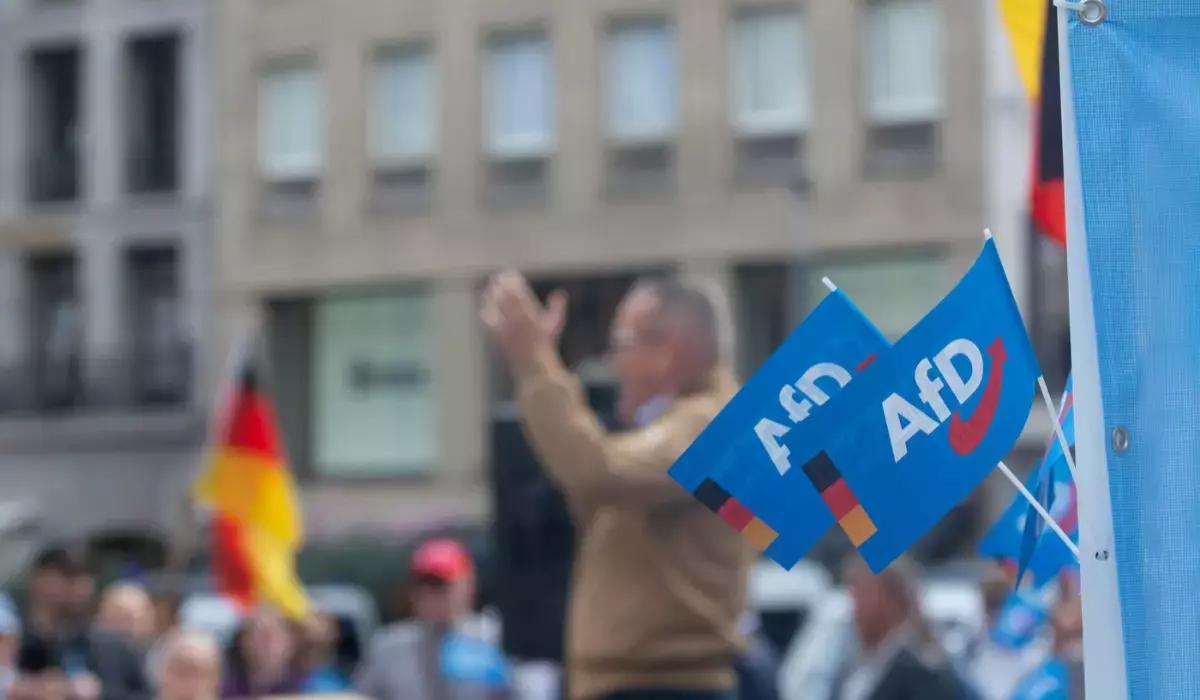 Noua organizație de tineret a AfD stârnește furie în Germania: ciocniri între demonstranți și poliție