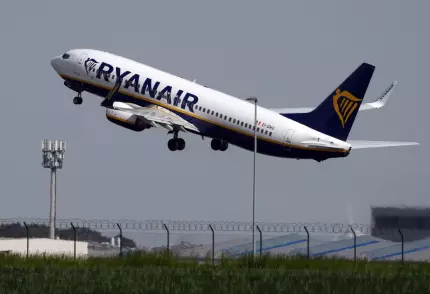 Trafic aerian întrerupt la Cluj după ce un pilot Ryanair a fost găsit inconștient