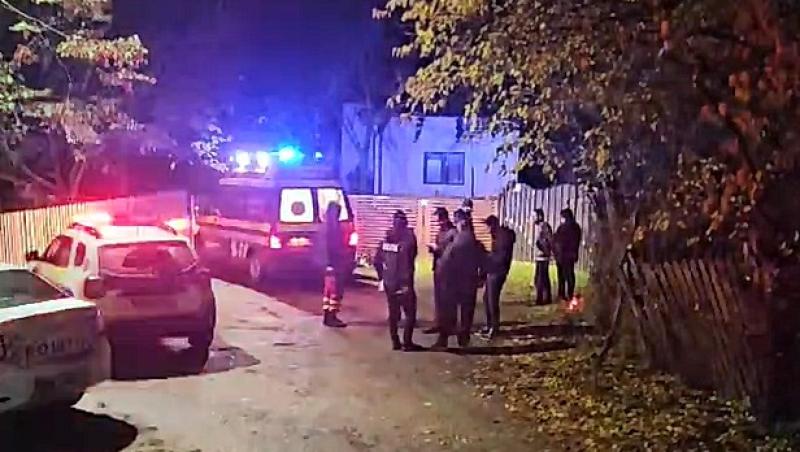 O mamă a trei copii ucisă de soţ în faţa celui mai mic, în Teleorman. Băieţelul îşi ţinea încă mama în braţe