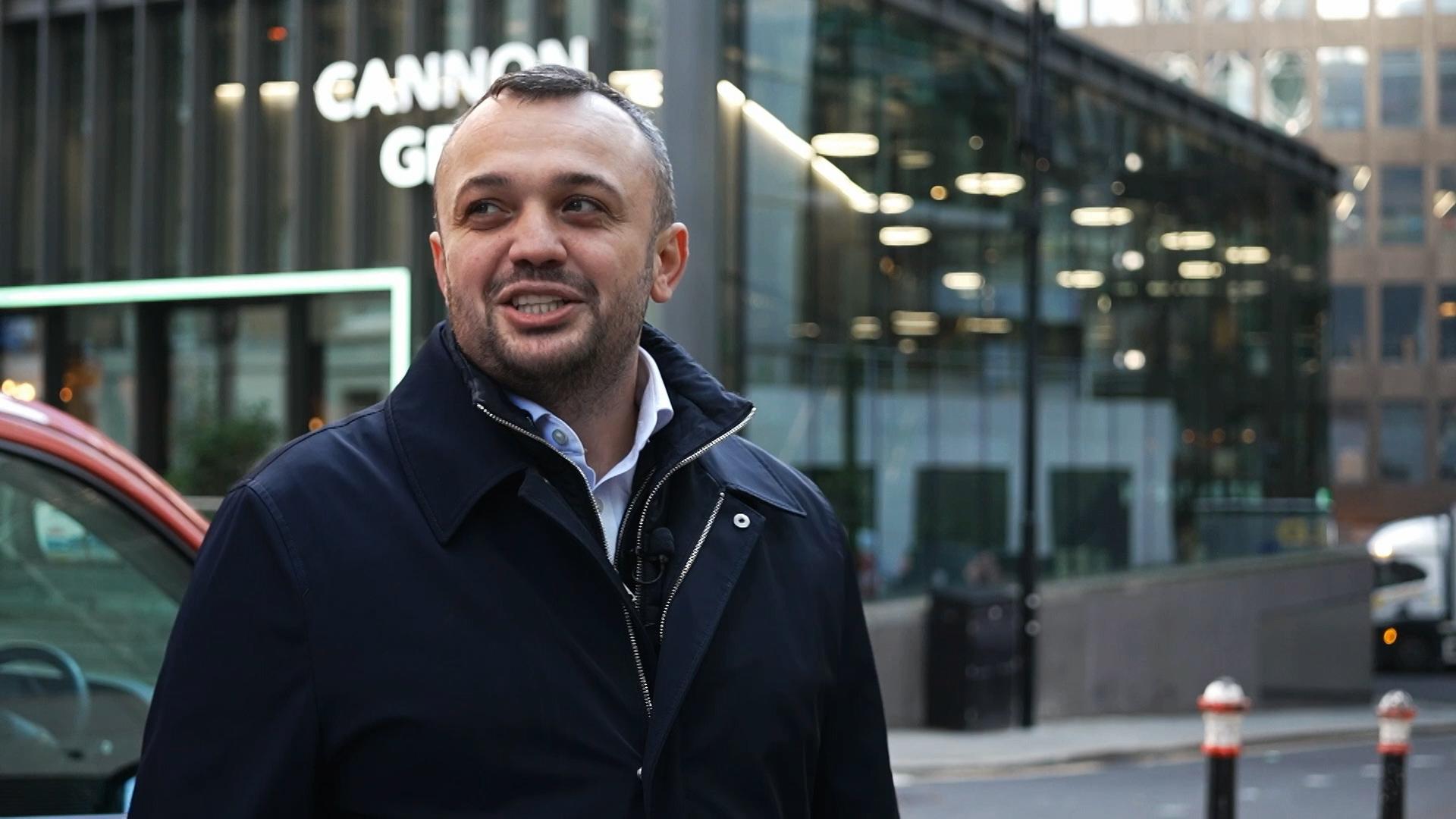 Alin Buşi antreprenor român în Londra