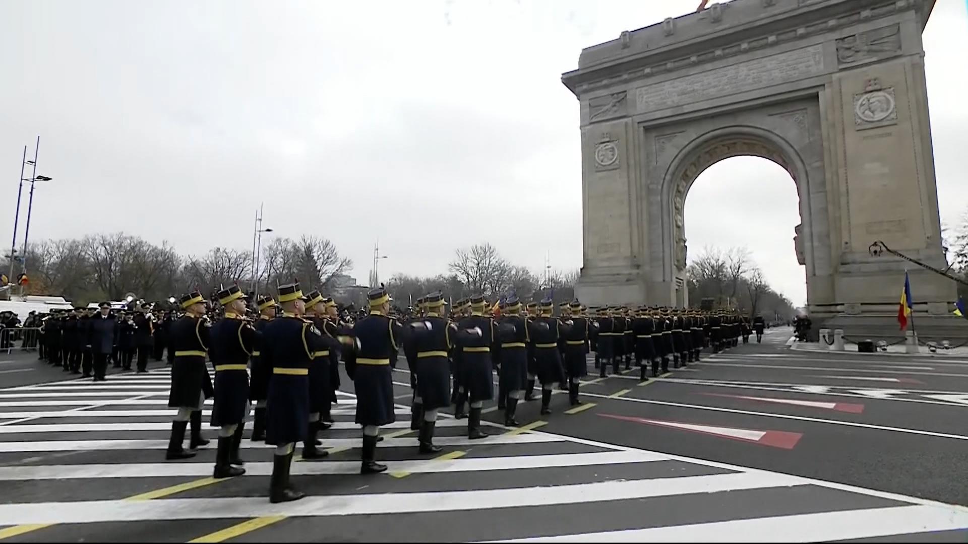 Parada de 1 Decembrie la Arcul de Triumf. Cele mai importante momente. Zeci de mii de oameni au participat