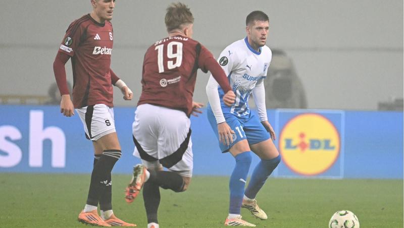 Universitatea Craiova a cedat în meciul cu Sparta Praga de pe teren propriu, din Conference League