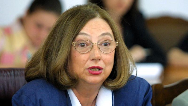 Rodica Stănoiu a fost deshumată. A fost deschis dosar penal pentru moarte suspectă în cazul fostului ministru