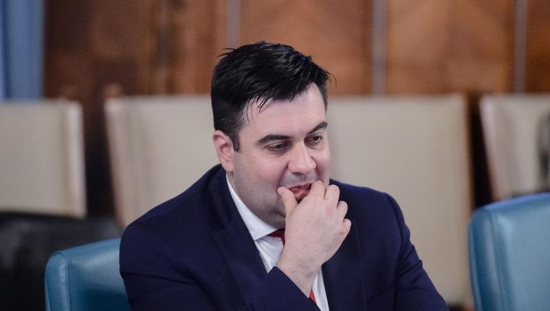 Percheziții DNA la fostul ministru Răzvan Cuc. Acuzații de mită de 1,4 milioane de lei