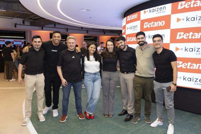 O imagine din interiorul noului sediu Kaizen Gaming din São Paulo.