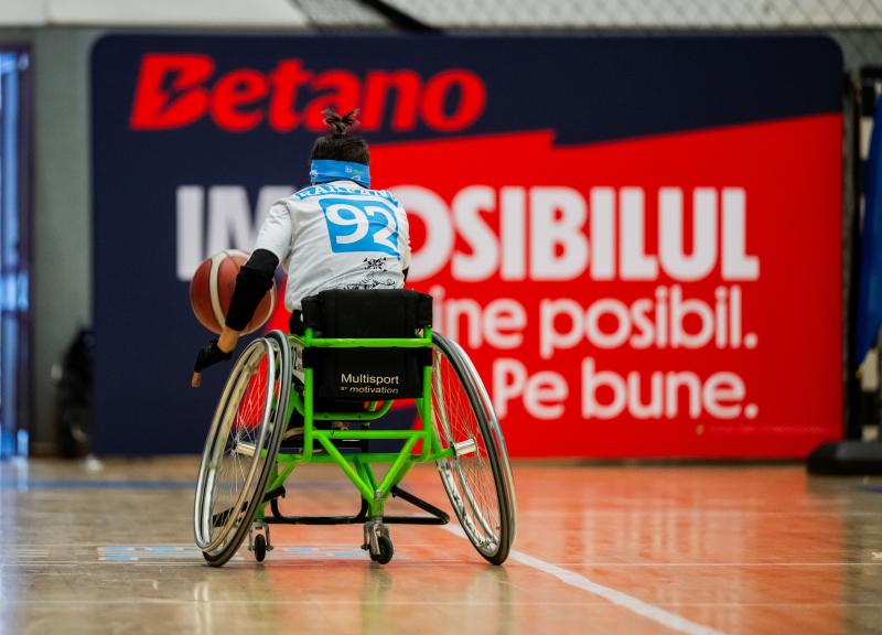 Imagine de la Campionatul de Baschet în Scaun Rulant de la Sibiu organizat de Comitetul Național Paralimpic și susținut de Betano România