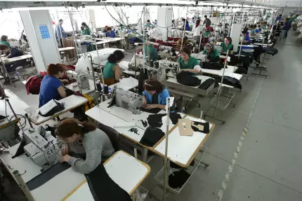 Guvernul achită o datorie istorică de 6,8 milioane de $ către SUA, după un împrumut din 1992 pentru bumbac