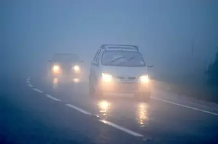 Cod galben de ceaţă şi polei pentru 15 judeţe şi Bucureşti