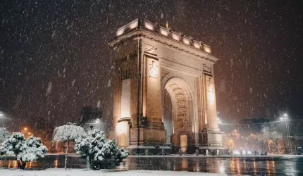 Primul val de ninsori și vreme rece din această iarnă începe de miercuri, 24 decembrie