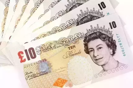 Curs BNR, 22 decembrie 2025. Leul românesc pierde teren important în raport cu lira sterlină