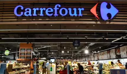 Care este programul magazinelor Carrefour de Crăciun, în 2025