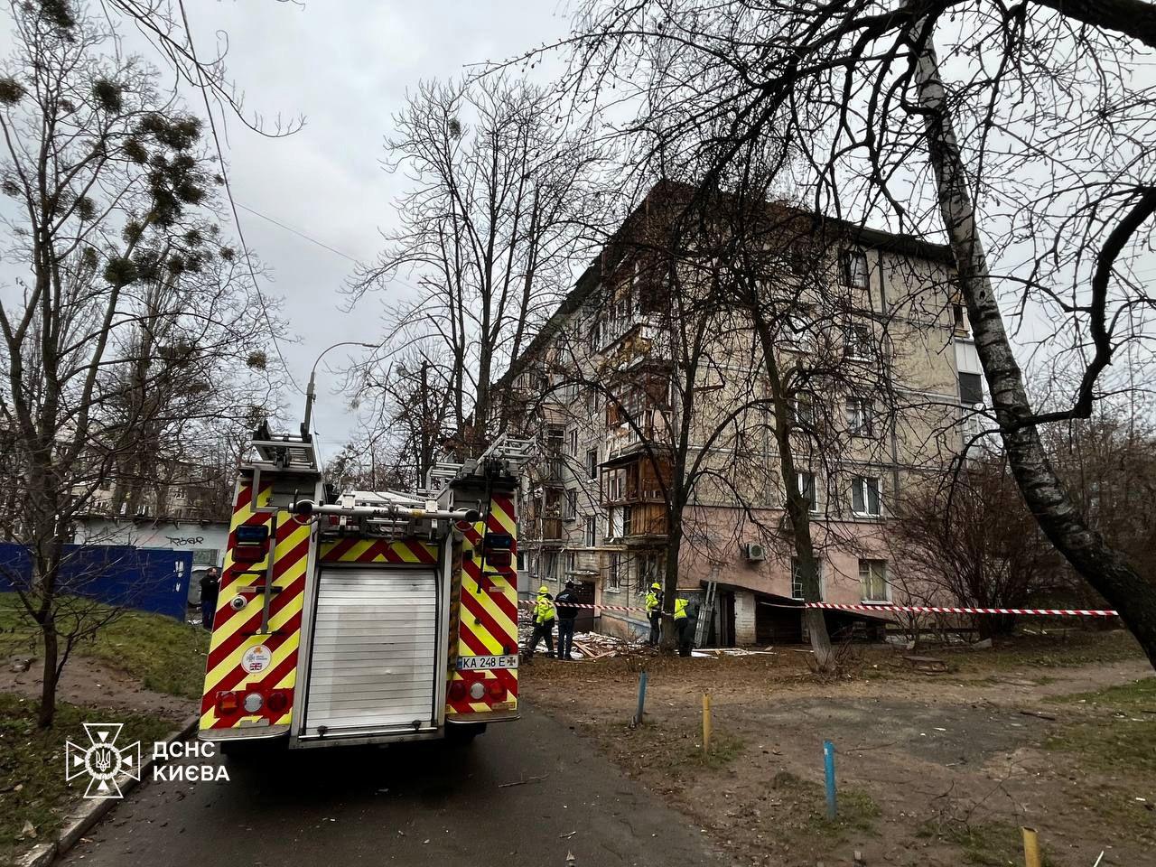 Toată Ucraina, sub atac rusesc: morți, răniți și regiuni întregi fără curent. Porturile de pe Dunăre, lovite