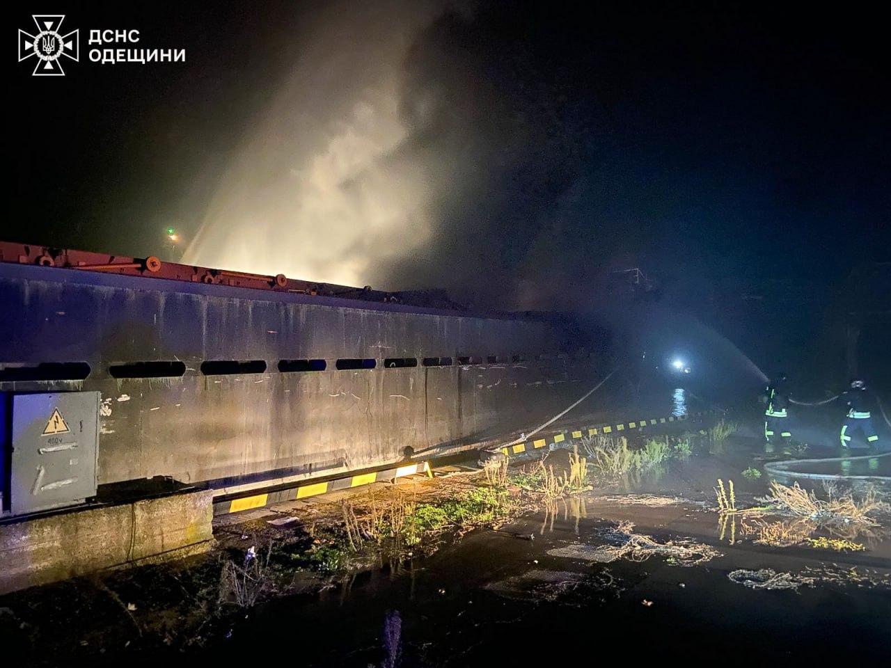 Toată Ucraina, sub atac rusesc: morți, răniți și regiuni întregi fără curent. Porturile de pe Dunăre, lovite