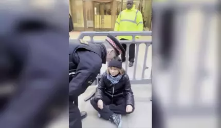 Activista suedeză Greta Thunberg, arestată la Londra "în baza legislaţiei antiteroriste"