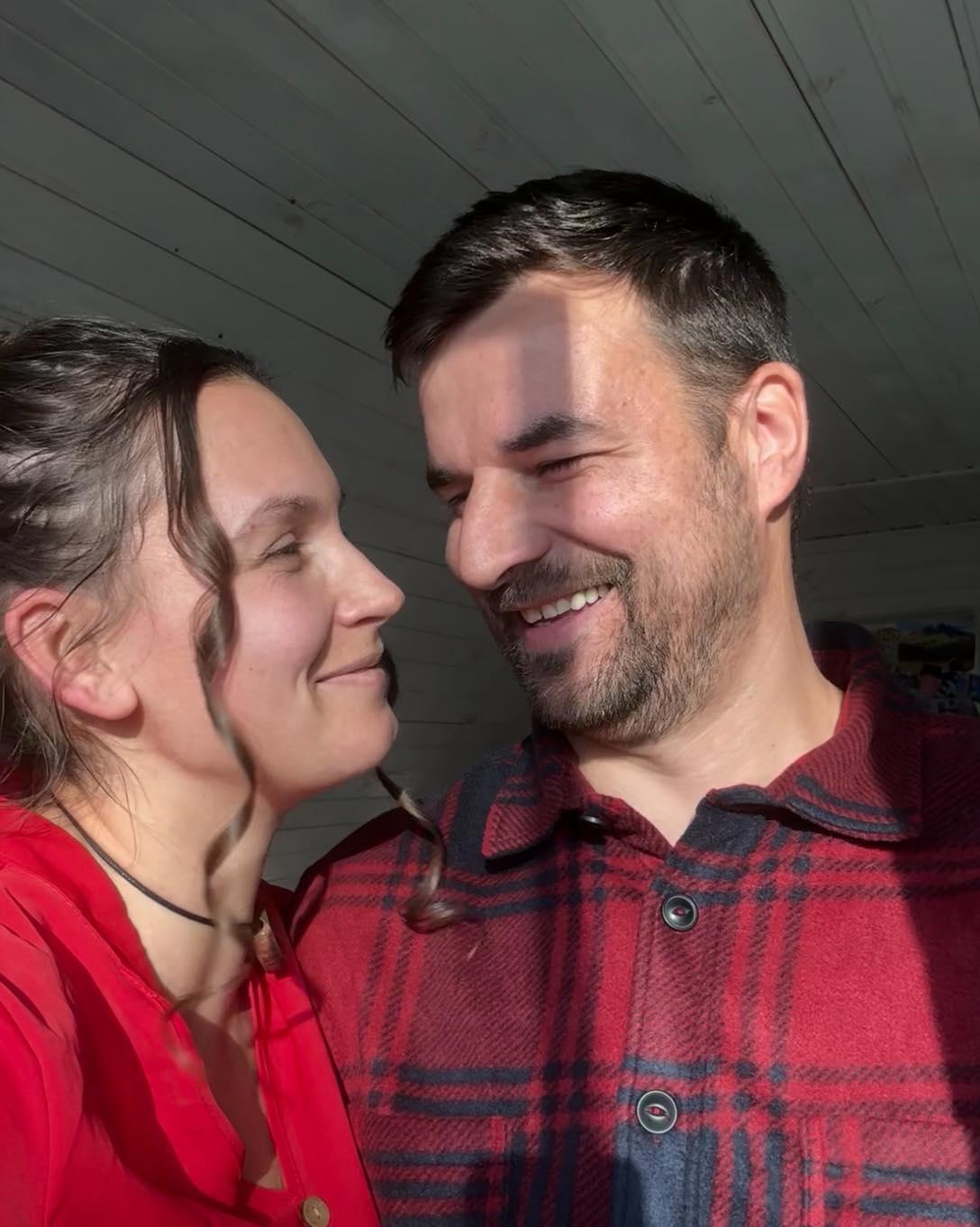 De la exod la marea retragere: Povestea românilor care au părăsit Marea Britanie pentru a se întoarce acasă