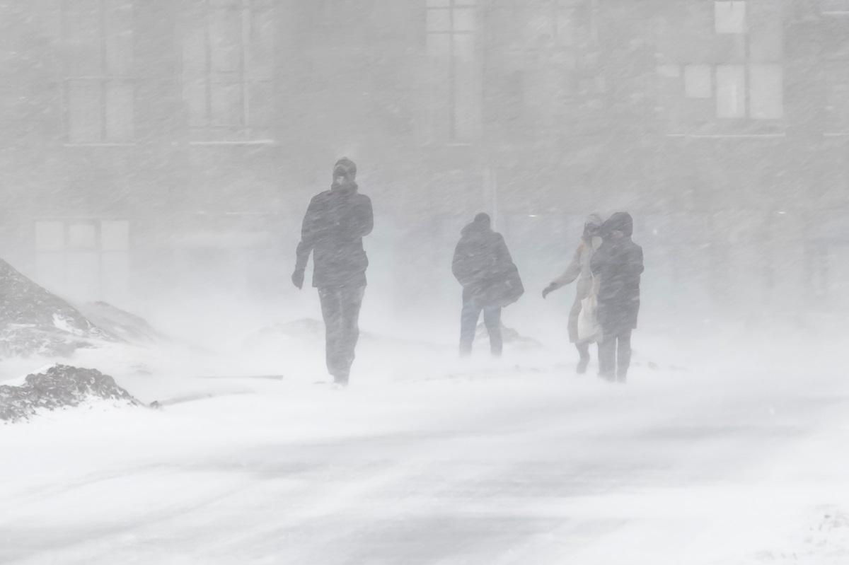 26 de județe sunt miercuri sub avertizare Cod galben de vânt