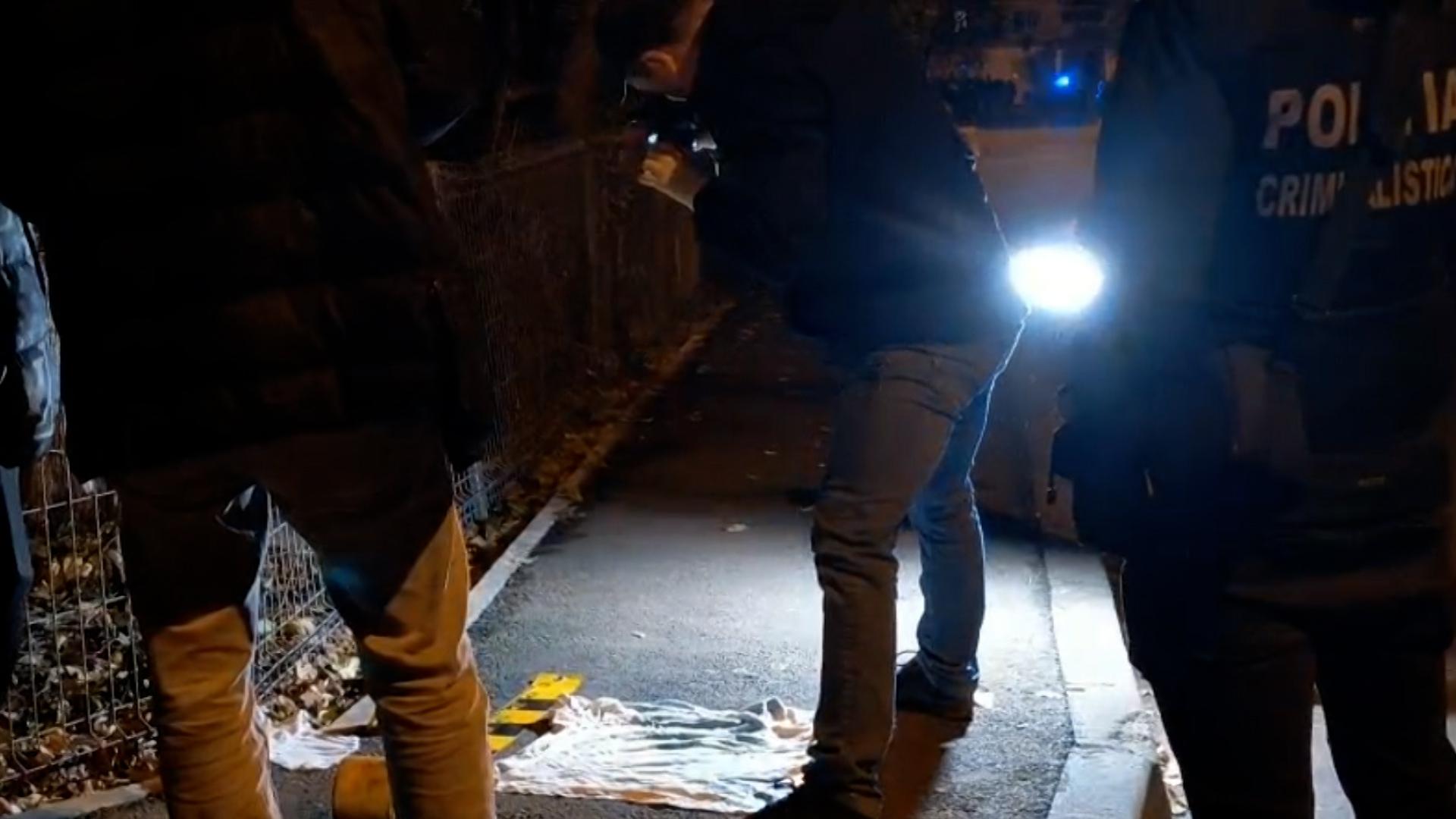 Un tată a trei copii din Galaţi, înjunghiat de un pensionar de 70 de ani chiar în faţa soţiei