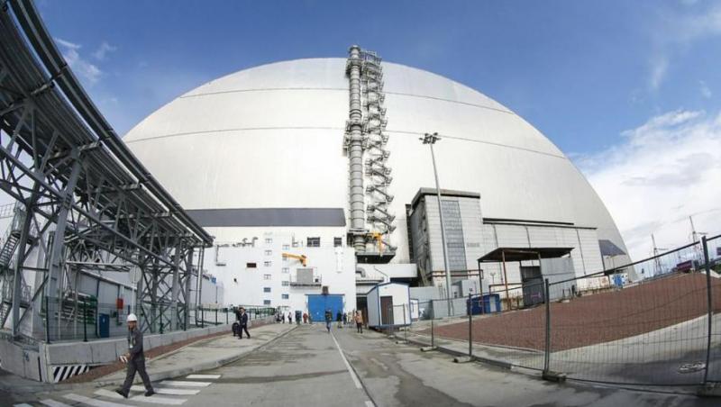 Scutul protector al centralei nucleare de la Cernobîl a fost deteriorat după un atac cu drone, anunţă AIEA