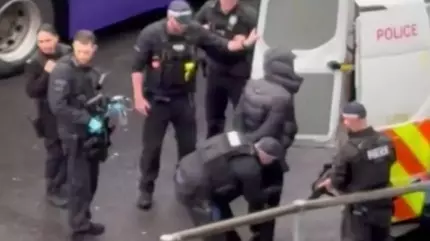 Atac cu spray lacrimogen la aeroportul Heathrow din Londra. O persoană a fost reținută