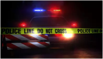 O femeie din Spania a sărit de la etajul 10 cu gemenii ei de 3 ani în braţe. Mama a murit, copiii, grav răniţi