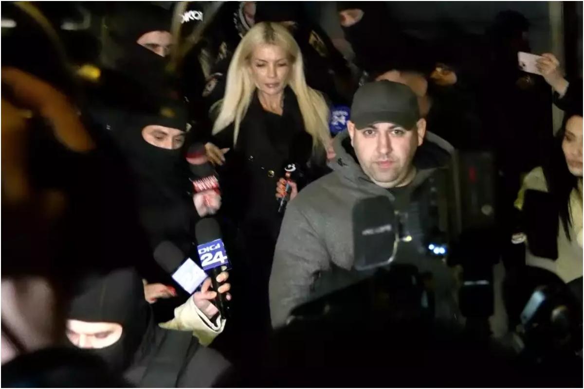 Laura Vicol şi Vladimir Ciorbă află vineri dacă rămân în arest. Decizia, amânată după ce judecătorii nu s-au înţeles