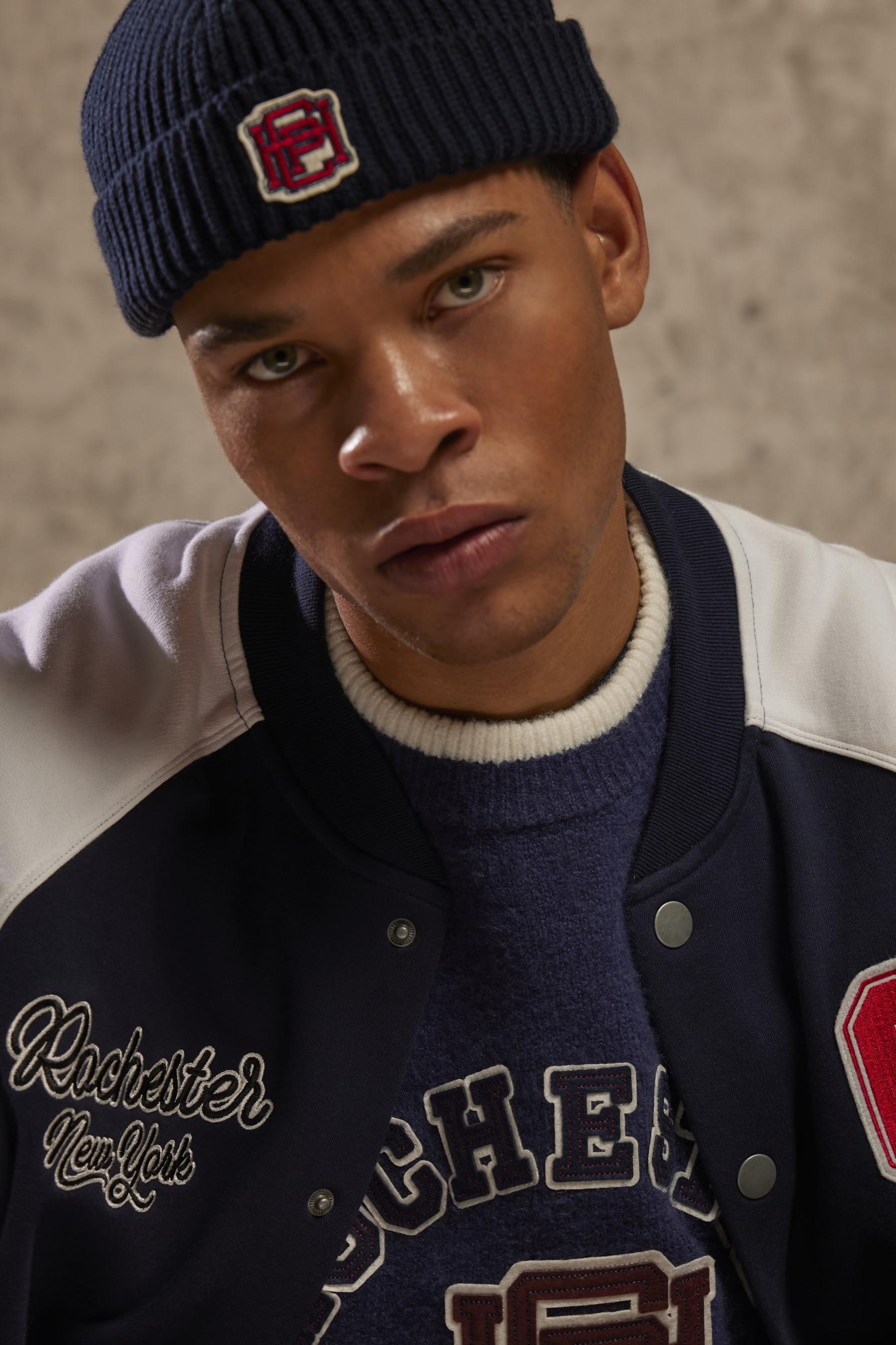 Îmbrăcăminte streetwear de primăvară – cum pot bărbații să îmbine confortul cu tendințele?