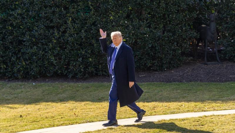 "Cel care îşi salvează ţara nu încalcă nicio lege". Donald Trump, discurs inspirat de Napoleon