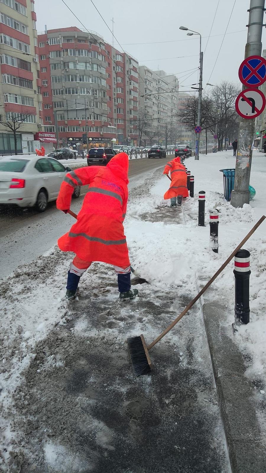 deszăpezirea în Bucureşti