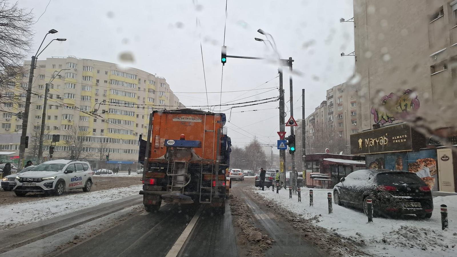 deszăpezirea în Bucureşti