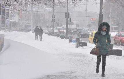 Ger și ninsori în următoarele 24 de ore, în Capitală