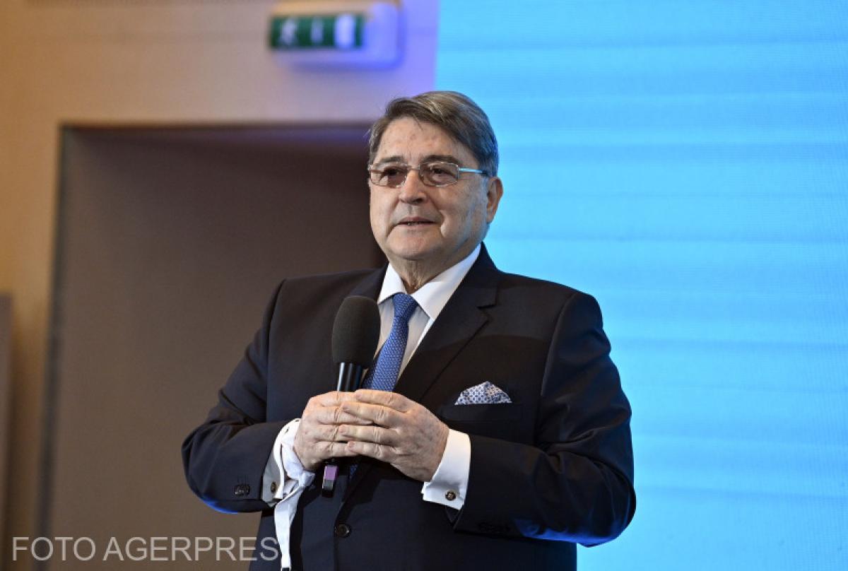 Ministerul Afacerilor Externe a transmis că "în interacțiunile bilaterale cu oficiali ai Administrației SUA nu au existat niciun fel de discuții sau intervenții în raport cu un candidat sau procesul electoral din România".