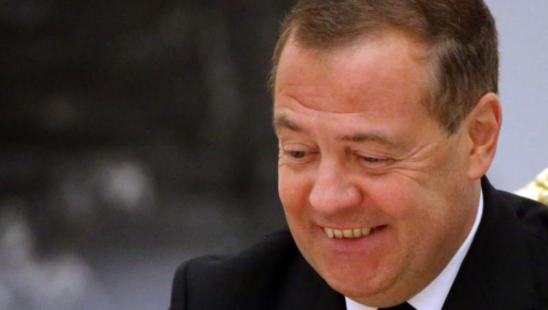 Dmitri Medvedev îl compară pe Volodimir Zelenski cu un "şobolan încolţit"