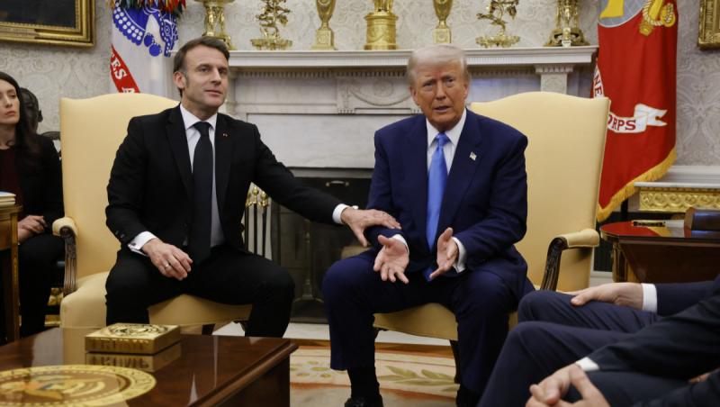 Momentul în care Macron îl întrerupe pe Trump pentru a-l corecta în timpul conferinţei de presă. Reacţia preşedintelui SUA