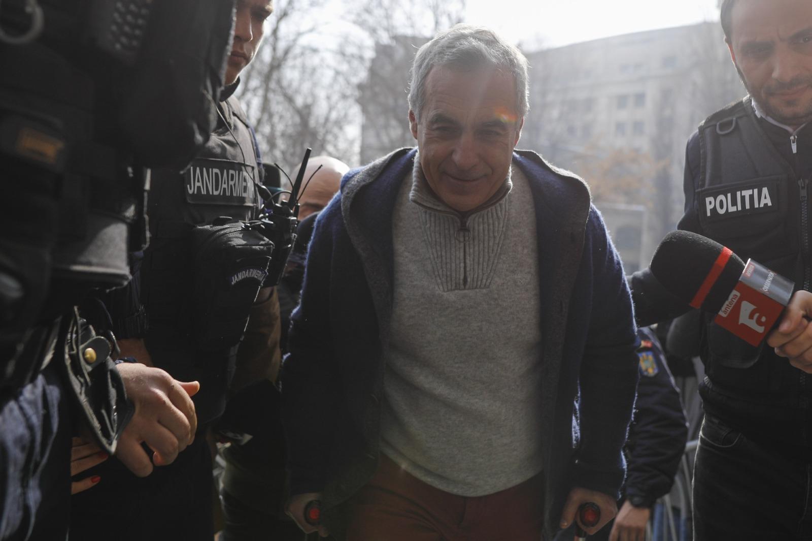 Călin Georgescu, urmărit penal pentru șase infracțiuni. Lista acuzaţiilor: fals privind finanțarea campaniei electorale