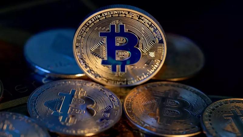 Preţul unui bitcoin astăzi, luni 3 februarie 2025