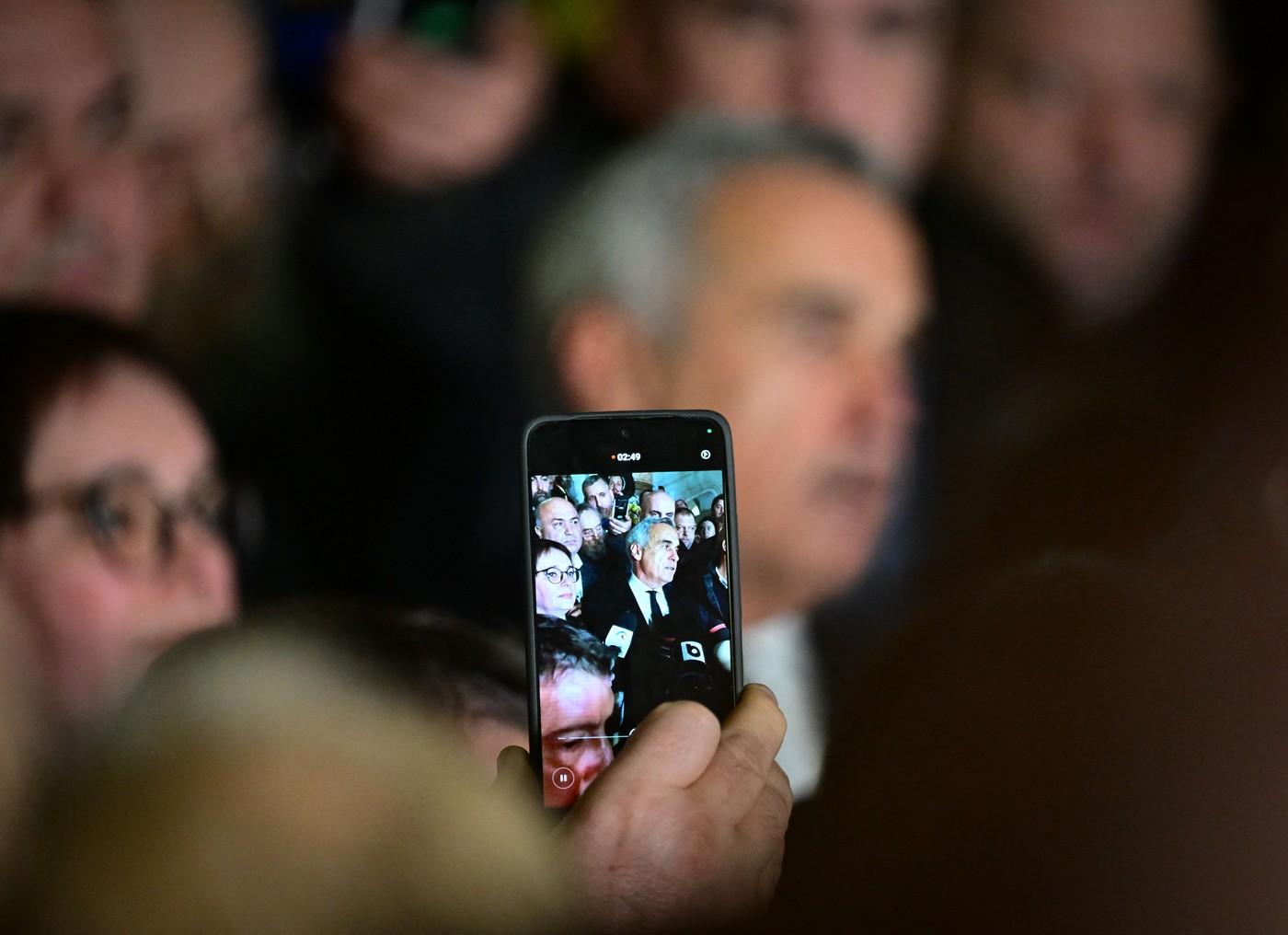 Calin Georgescu filmat cu telefonul de un sustinator