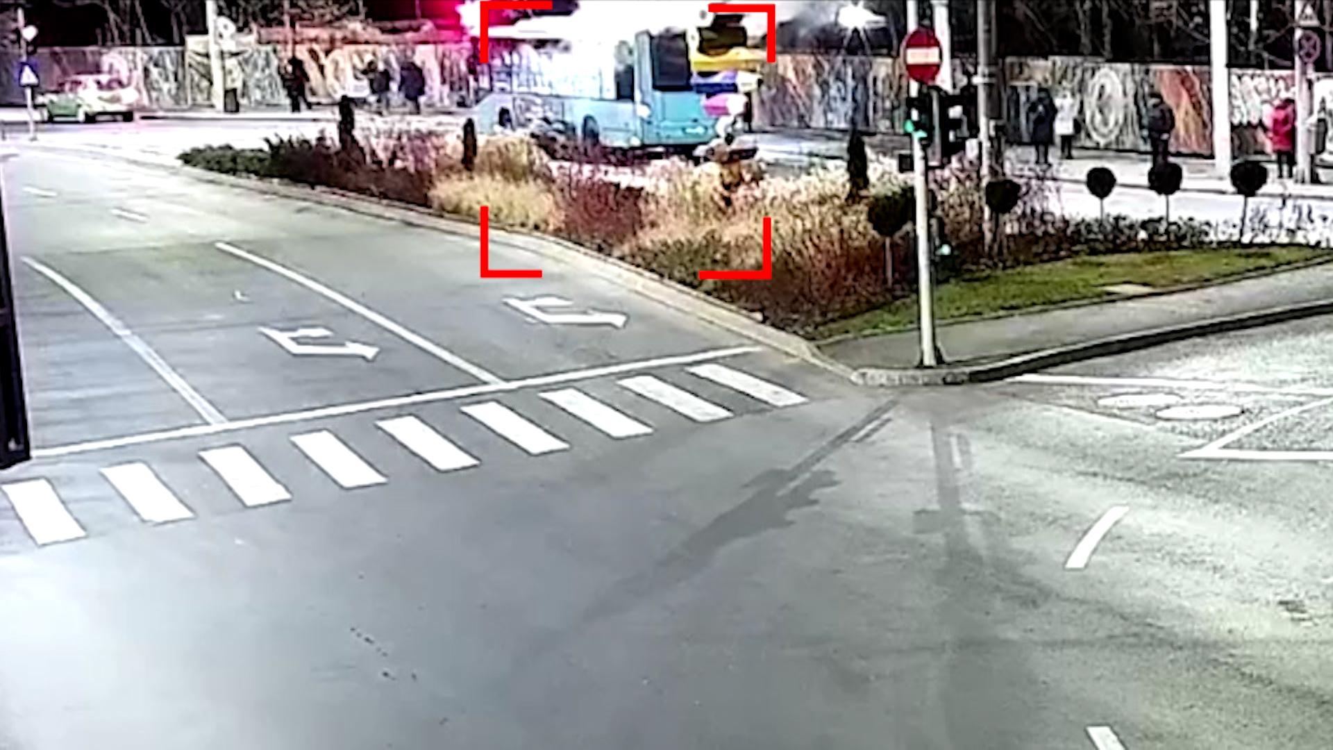 Reacţia şoferului de la volanul autobuzului care luat foc în Bucureşti. A salvat 7 vieţi: "Îmi era de călători, nu de mine!"