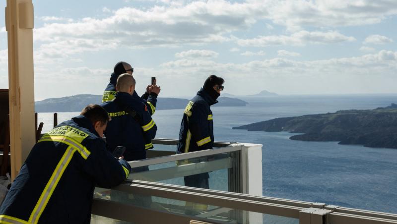 Noi măsuri luate în Santorini, din cauza activităţii seismice intense. 7 cutremure în interval de o oră, sâmbătă