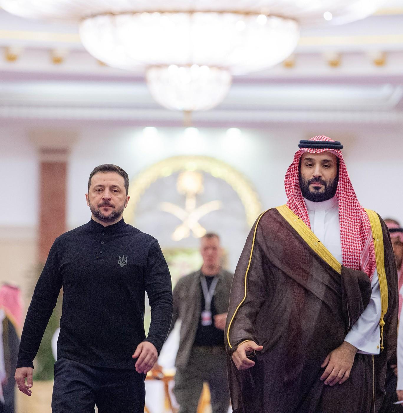 Volodimir Zelenski, primit de prinţul moştenitor al Arabiei Saudite