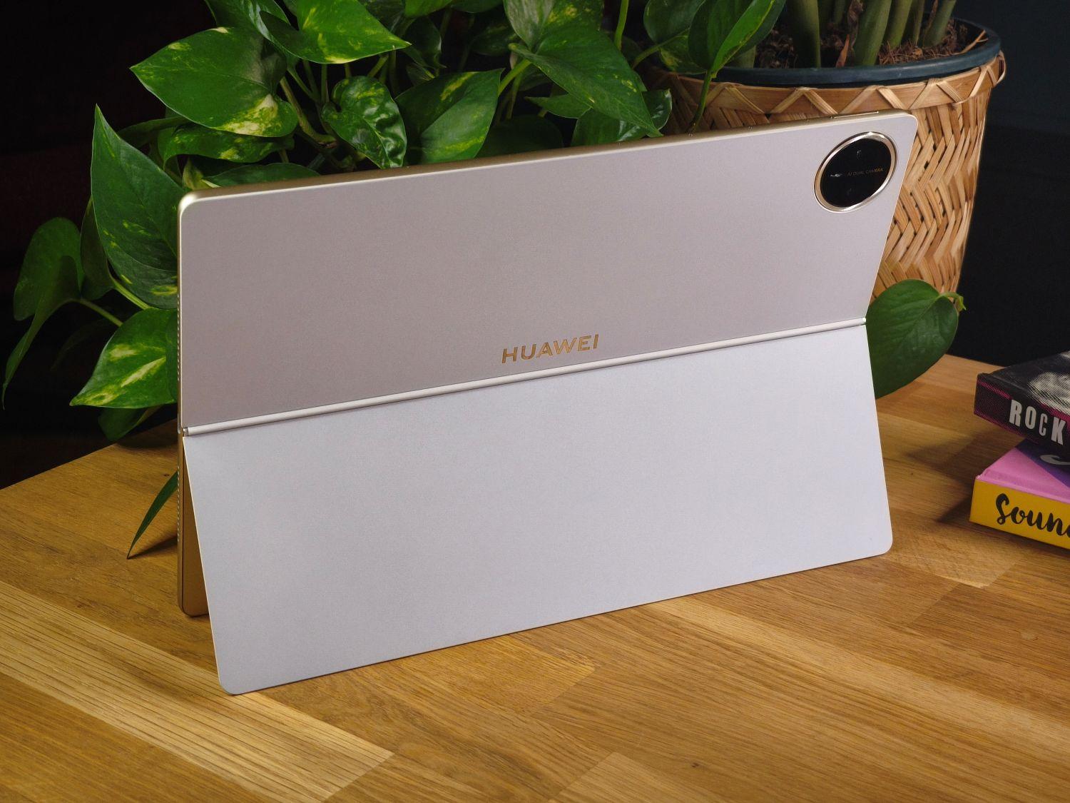 Review HUAWEI MatePad Pro 13.2: O tabletă premium care redefinește experiența digitală