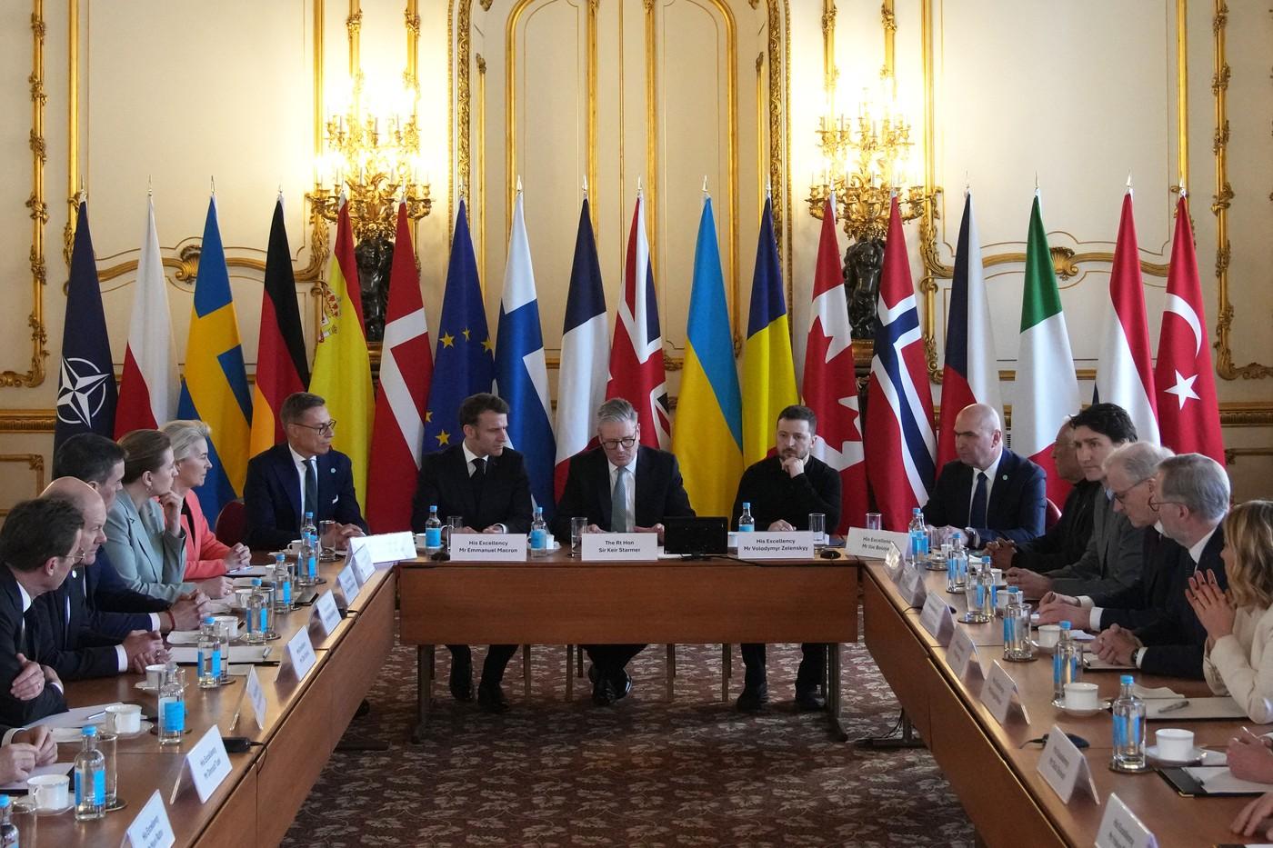 Summit major la Londra, privind Ucraina şi securitatea Europei. Starmer: "Un moment unic într-o generaţie". Bolojan participă la discuţii