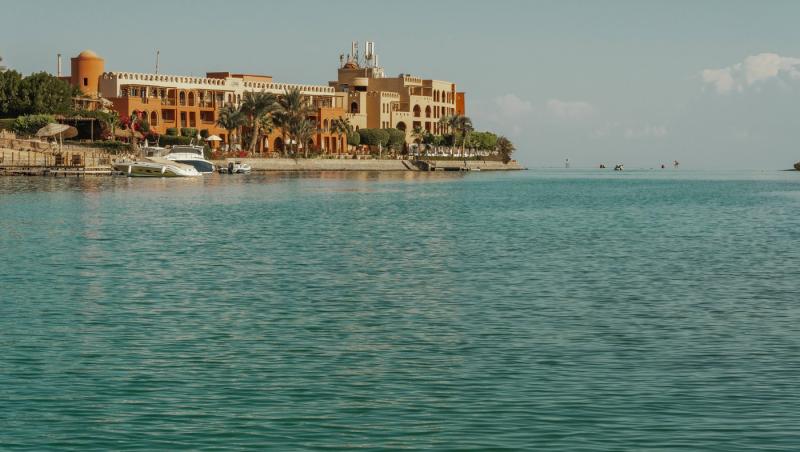 Şase morţi, după ce un submarin turistic s-a scufundat în Hurghada. La bord se aflau pasageri din mai multe ţări