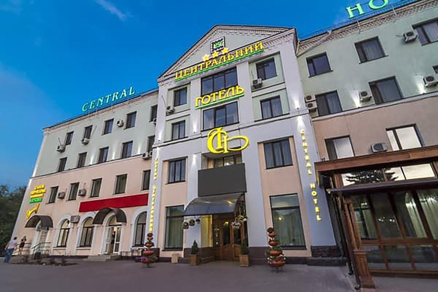 Hotel din Ucraina, în care se aflau americani și britanici, lovit de o rachetă balistică rusească: 4 morți și 31 de răniți.